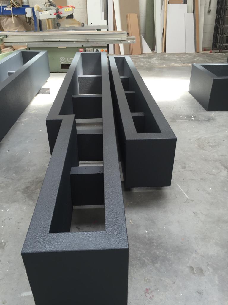 plantenbakken voorzien van polyuera coating